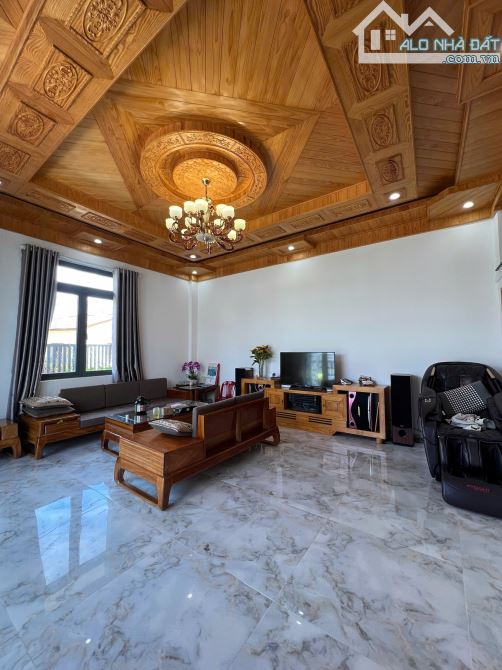🔥 Cần Bán Nhà Phố 1 Trệt 1 Lầu đường Nguyễn Hữu Cầu Giá 5 tỷ 200 Triệu