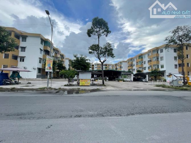 Bán căn hộ chung cư Hồng Loan dt 30m2 giá 550triệu