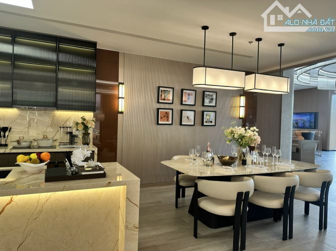 CHUNG CƯ D2 - GIẢNG VÕ - HÀNG XÓM VINHOMES THE GALLERY - 85M2 - TẦNG CAO CĂN GÓC VIEW ĐẸP