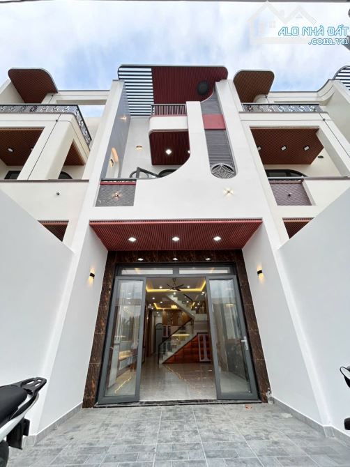 🏡 XÁCH VALI VÀO Ở ĐÓN TẾT: Bán Nhà Mới 112m² Đường Số 6 Thuận An,Sổ Hồng Riêng Chỉ 1Tỷ790
