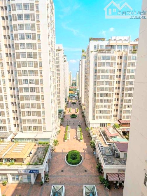 Bán căn góc tầng cao Sky garden 3, Quận 7, 110m2, 2PN, 5.5 tỷ