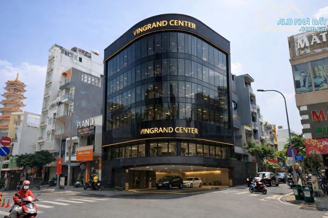 BuilDing 2 Mặt Tiền Đường số 41 & Tân Vĩnh, Phường 6, Quận 4 / HĐT 550tr/tháng