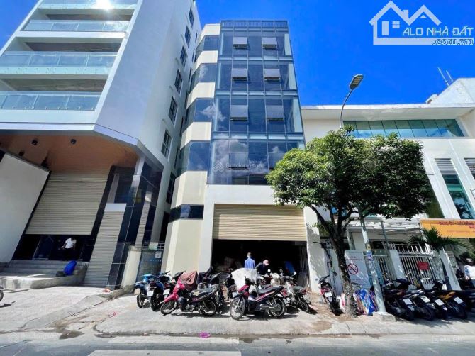 Tòa nhà văn phòng nhỉn 100 tỷ ko sản phẩm so sánh tại trung tâm Quận 1