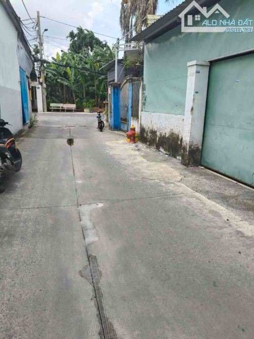 BÁN KHO XƯỞNG NHỎ BÀ ĐIỂM-137M2- ĐƯỜNG 6M THÔNG- KÊNH T2 - HƠN 5 TỶ