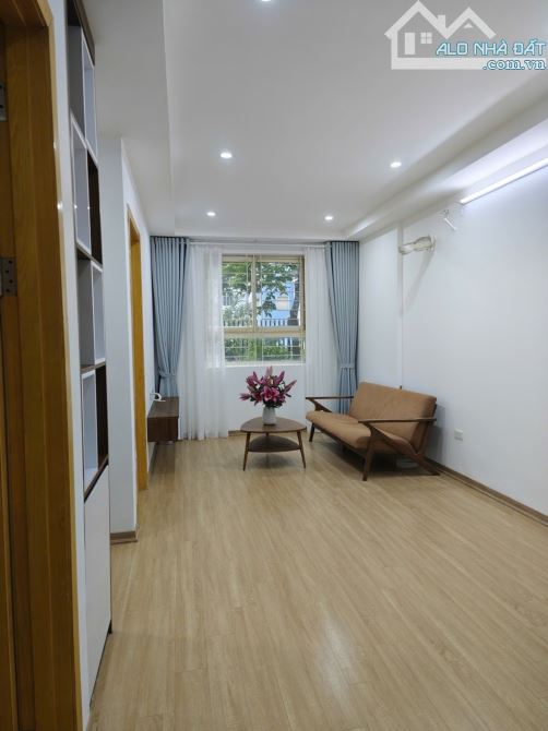 Cần bán, CH Ecohome, 56m2 chỉ 3.x tỷ, tầng trung, view thoáng, nội thất VIP, sổ sẵn, hiếm