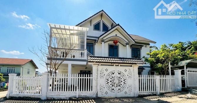 HẠ 4 TỶ CHỦ THIỆN CHÍ BÁN VILLA SÂN VƯỜN HÙNG VƯƠNG ĐÀ LẠT