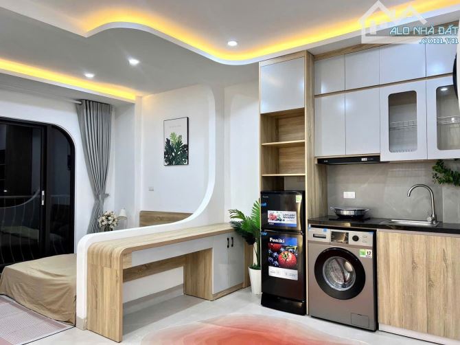 Bán CHDV Hoàng Hoa Thám, ngõ thông, 63m² x 8T thang máy, 14 căn hộ, dòng tiền 90tr/th