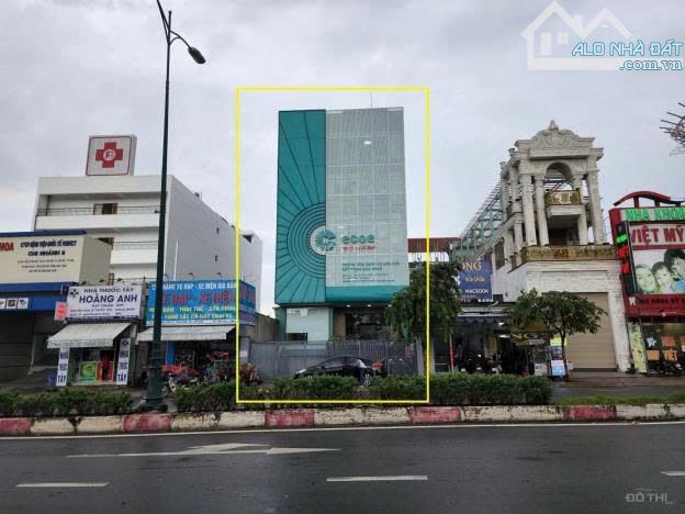 GIẢM 10 TỶ – BUILDING HẦM 6 TẦNG MẶT TIỀN LÊ VĂN VIỆT – 2.200M² SÀN – CHỈ 140 TỶ