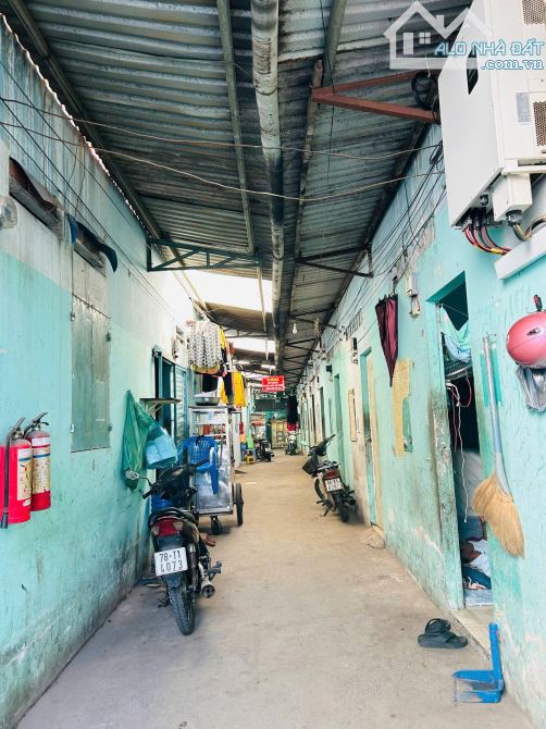 Bán dãy trọ Thủ Dầu Một 678m²,SHR thổ cư,đường 2 ô tô,gần công viên Bạch Đằng