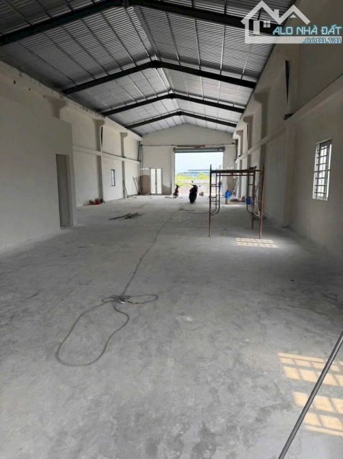 7 tỷ 🫍ấp 2 , Đức Hòa Đông Bán hoặc Cho thuê Kho mới xây dựng + 10m x 69m ( full thổ - Shr