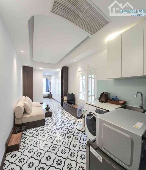 BÁN CĂN HỘ 33M2 MẶT PHỐ HÀNG LƯỢC - VIEW ĐƯỜNG TÀU - DÒNG TIỀN ĐỀU 20 TRIỆU - NHỈNH 3 TỶ