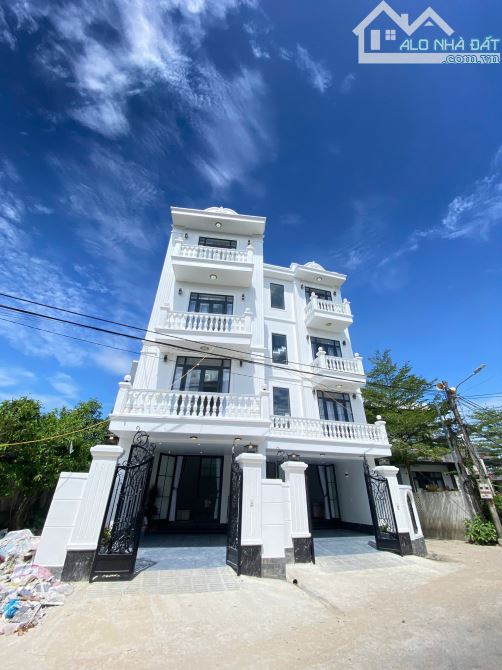 🚨🏡 NHÀ GÓC 2 MẶT TIỀN GẦN PHẠM VĂN ĐỒNG – CHỈ 3,6 TỶ 🔥 📍 Nhà phố góc 2 mặt tiền Ngọc A