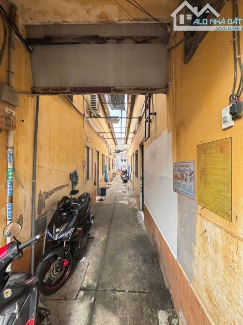 Bán Dãy Nhà Trọ 12 Phòng, DT 200m2 Đường 10 P. Hiệp Bình Chánh TĐ