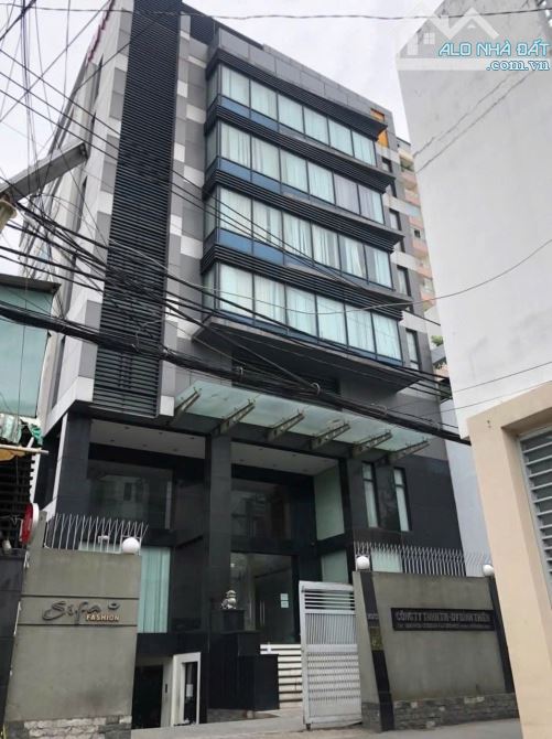 bán Bulding MT Nguyễn Chí Thanh,P9,Quận 5 .DT:11x22m.1H,7 Tầng .Gía :185 tỷ