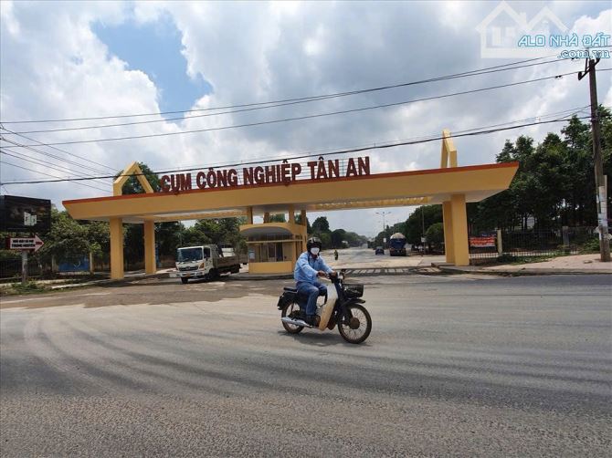 Bán lô đất 5.600m2 mặt tiền kcn Tân An Vĩnh Cửu Đồng Nai Giá Rẻ