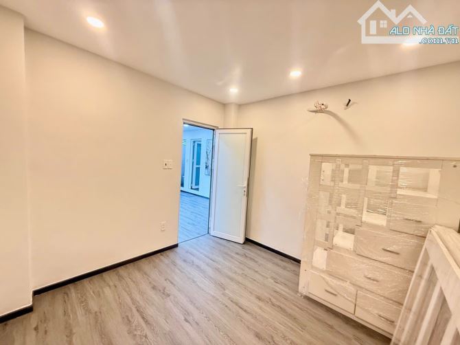 Chỉ: 3,3 T.Ỷ🔥SIÊU PHẨM🔥 - CHUNG CƯ THANG MÁY - PHAN VĂN TRỊ - 56M2 (7x8) - 2PN 2WC - FUL