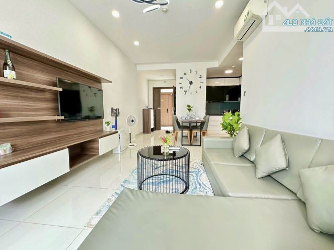 Căn hộ sổ sẵn 2PN/2wc view Landmark 2 tỷ - nhà y hình 50m2/ vay 70% cho thuê 14tr/tháng