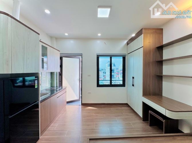 Tòa CHDV Ngọc Lâm 57m² × 7 tầng thang máy – 11 phòng khép kín – MT 6,4m – Giá chỉ 15,2 tỷ