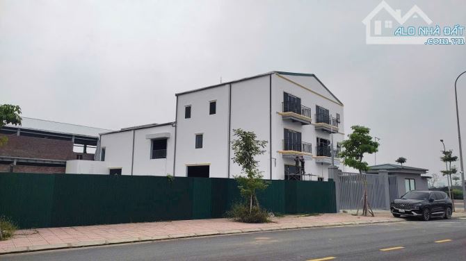 Bán đất mặt đường 276 Đông thọ yên phong dt 250m mt 10m giá 5.750tr