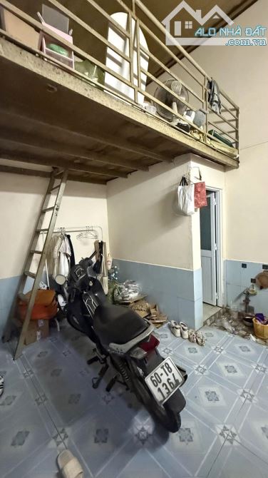 BÁN DÃY NHÀ TRỌ - 106M2 ( 4.4M X 25M) - NGAY PHẦN MỀN QUANG TRUNG Q12 - 2.4 TỶ