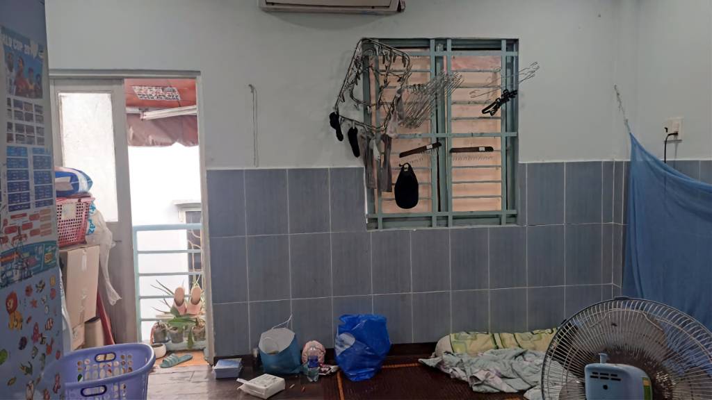 Bán nhà đường Hoàng Xuân Nhị, Tân Phú, DT 48m² nhà 3 tầng, giá 2 tỷ