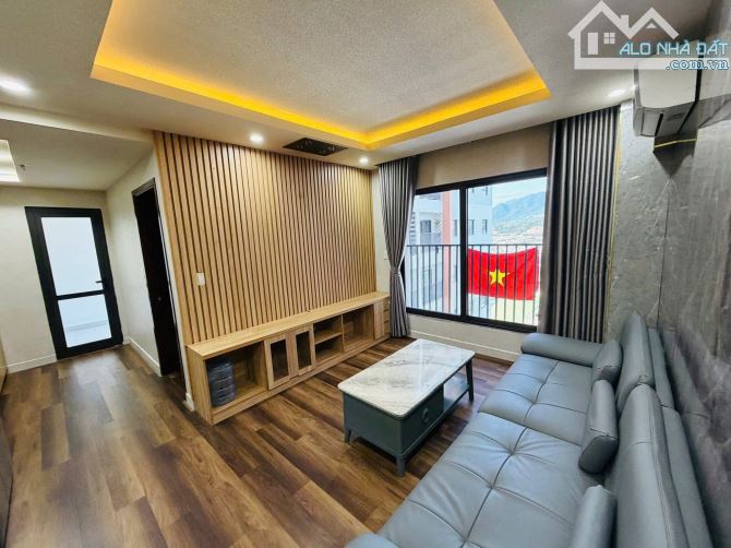 Bán căn hộ CT2 VCN Phước Hải, Nha Trang full nội thất giá 3.8 tỷ