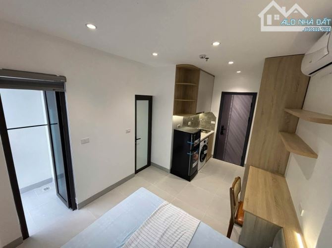 Tòa CHDV Gốc Đề 55m2*7T*5m mặt tiền *12 phòng Studio * 13.5 tỷ thương lượng mạnh