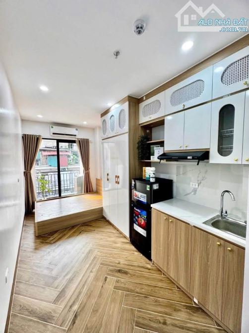 Bán CHDV gần ĐH Bách - Kinh - Xây, 55m² x 7T, xây mới, 12 phòng KK, dòng tiền 70tr/th