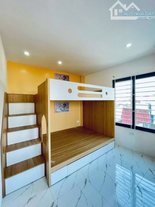 Bán CCMN Láng – Đống Đa, 51m² x 7T, 11 phòng khép kín full đồ, dòng tiền 55 triệu/ th