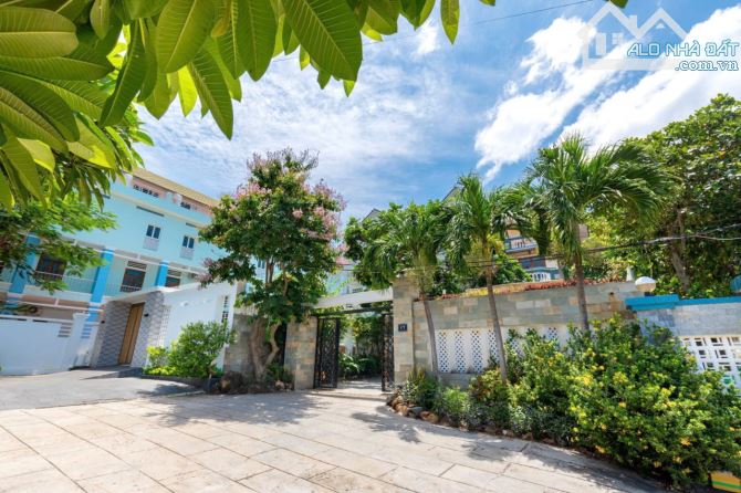 Bán Biệt Thự View Biển ,Trần Phú 500M2 (12x42) - Giá: 40Tỷ