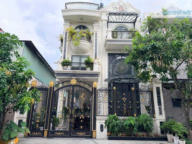 BIỆT THỰ CÓ HỒ BƠI RIÊNG – THANG MÁY – KHU BÌNH LỢI – 185M² – HẦM 4 TẦNG CHỈ 36 TỶ TL