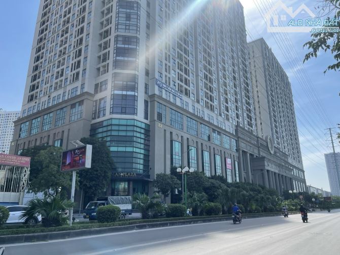 Cần bán sàn văn phòng lô góc 270m2 tòa Roman Plaza Tố Hữu