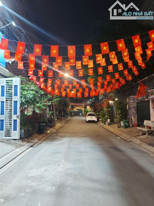 BIỆT THỰ Q12 ‘ 8 x 17 m ‘ 137 m GiÁ 10 x Tỏi TL CHỦ GẤP BÁN NHÀ ĐẸP HOÀNG XÓM DÂN TRí C