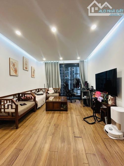 BÁN CĂN HỘ 2 NGỦ CC 6TH ELEMENTS TẦNG TRUNG VIEW STARLAKE NỘI THẤT XỊN SÒ 9,7 TỶ