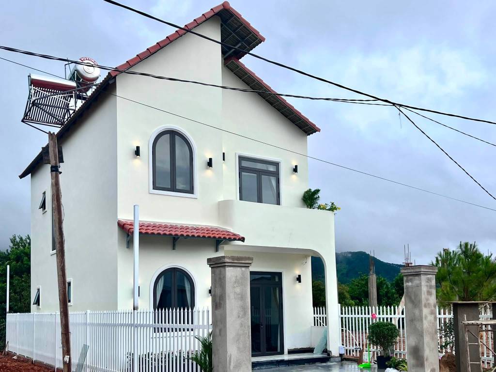 Bán nhà xã Đông Thanh huyện Lâm Hà, DT 140m2 giá 2,95 tỷ