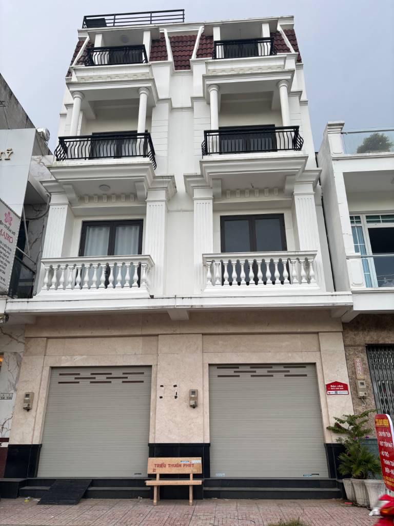 BÁN NHÀ PHỐ THƯƠNG MẠI LIỀN KỀ ĐƯỜNG NGÔ QUYỀN, CHỢ CÁI VỒN, VĨNH LONGSỔ HỒNG CÔNG CHỨNG NGAY