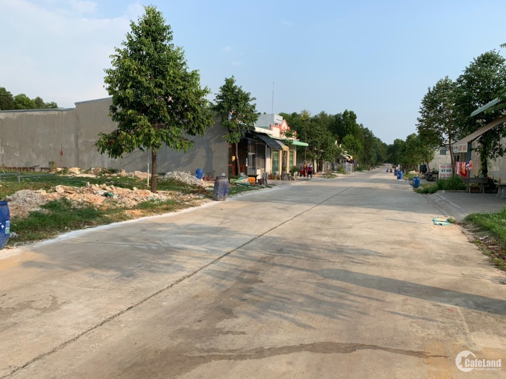 Bà chị nhờ bán giúp lô đất 150m2 khu đô thị mỹ phước 3