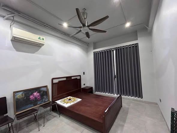 Hoa Lâm - Việt Hưng