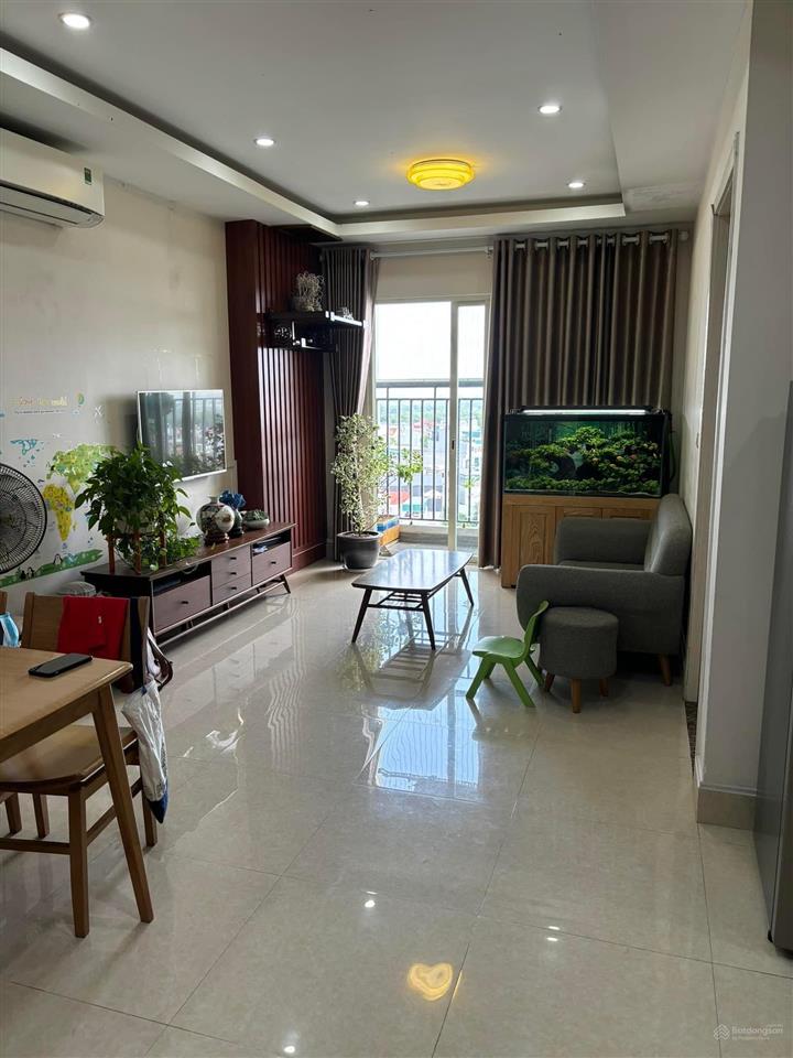Gia đình bán căn 2 ngủ 2 vệ sinh chung cư ecohome phúc lợi. 55,6m2. giá 3,64 tỷ. 0981 716 ***