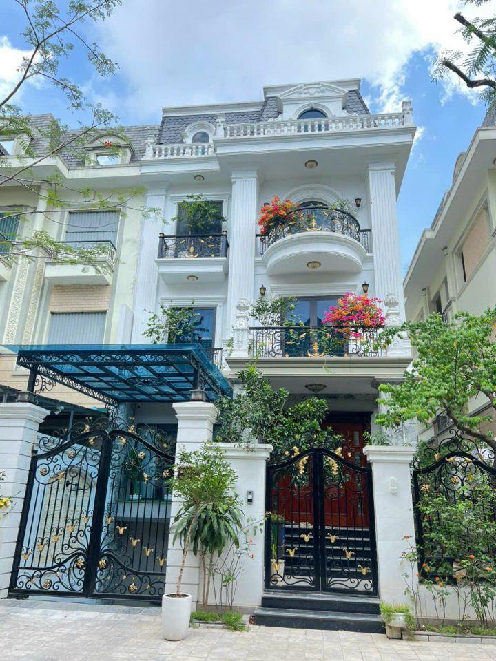 Bán biệt thự An Khang Villa khu M gần hồ 198m2, giá 38,5 tỷ. LH: 0937 855 599