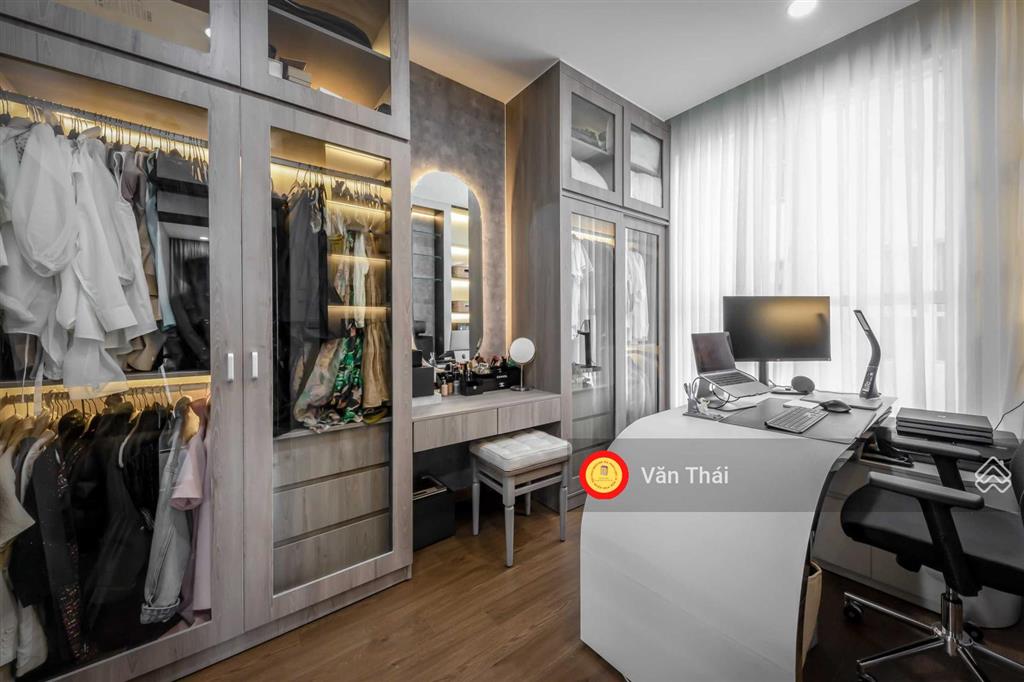 Bán gấp căn hộ chung cư kingdom 101. 102m2,3pn.giá 10,5tỷ. 0933 033 *** thái. giá thật 100%