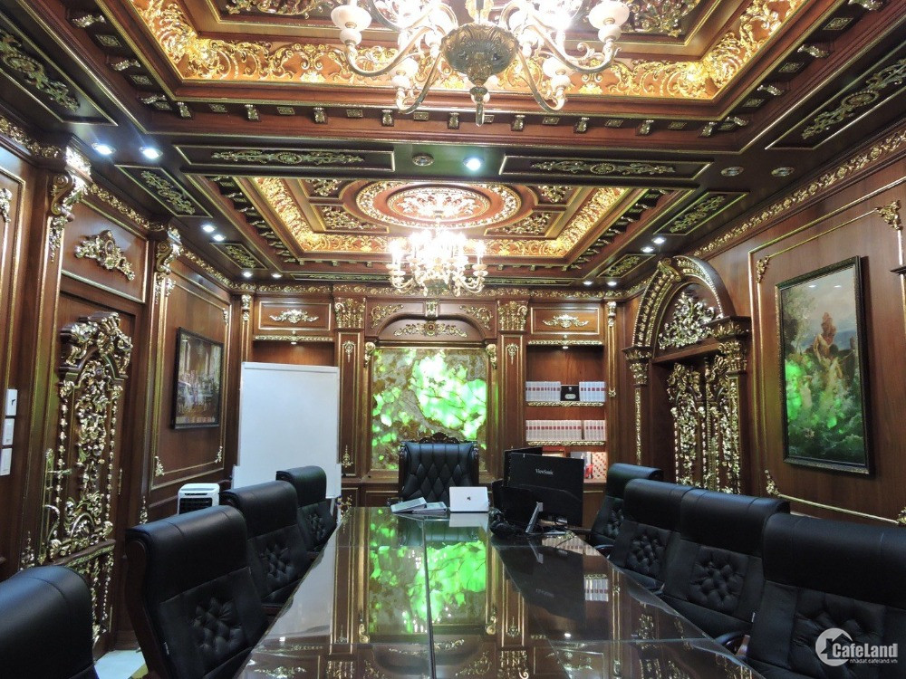 Biệt thự đẹp long lanh 8 x 22m 1 hầm 5 lầu thang máy tại TP.HCM chỉ 38 tỷ