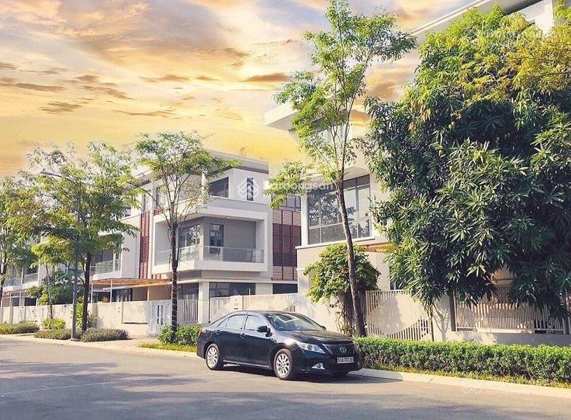 Biệt thự đã hoàn thiện nội thất cao cấp. dt 200m2, chỉ 22.9 tỷ. 0902 746 ***