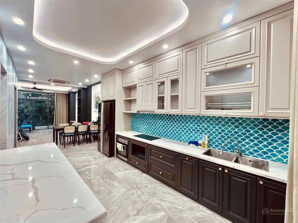 Liền kề hải âu 75m2, sổ lâu dài, thang máy, có mái, giá tốt 10,5 tỷ