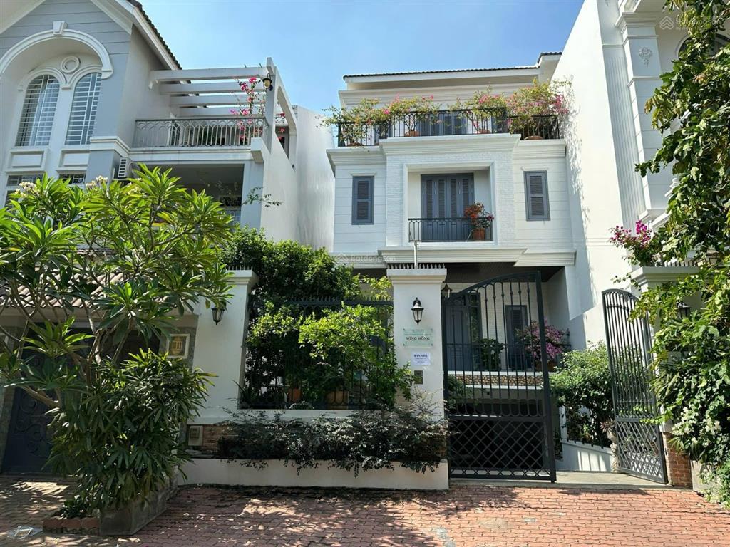 Biệt thự 8x24m 192m2 nhà mới giá 27 tỷ khu nam long trần trọng cung