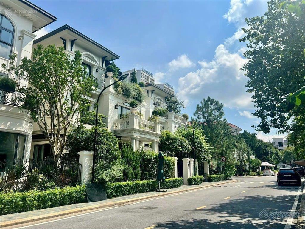 Bán biệt thự embassy garden ngoại giao đoàn vị trí đẹp hàng hiếm an ninh 24/7