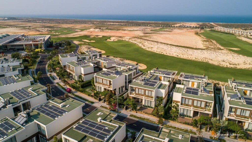 Bán Villa Wyndham Grand Cam Ranh 493m2 - View Sân Golf & Biển - Sổ Hồng Lâu Dài