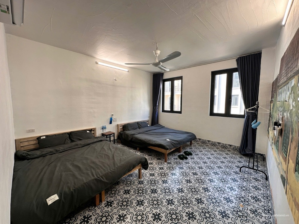 Cho thuê nhà hoàn thiện 5 tầng ngay cạnh chung cư Vinhomes Ocean Park 3