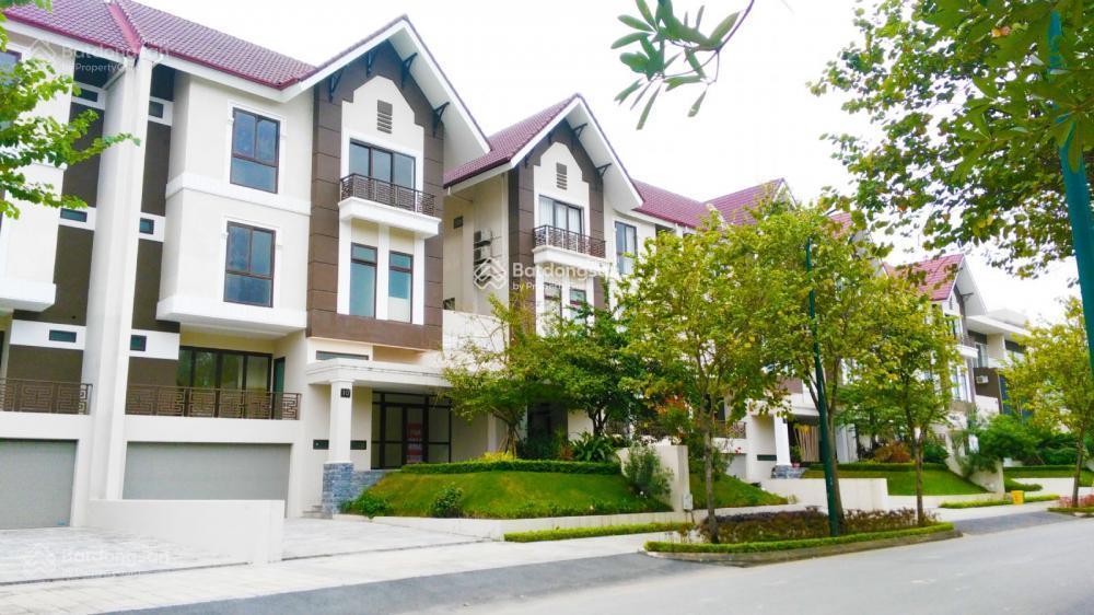 Bán biệt thự khu q ciputra kđt nam thăng long 428m² nội thất đẹp view sân golf