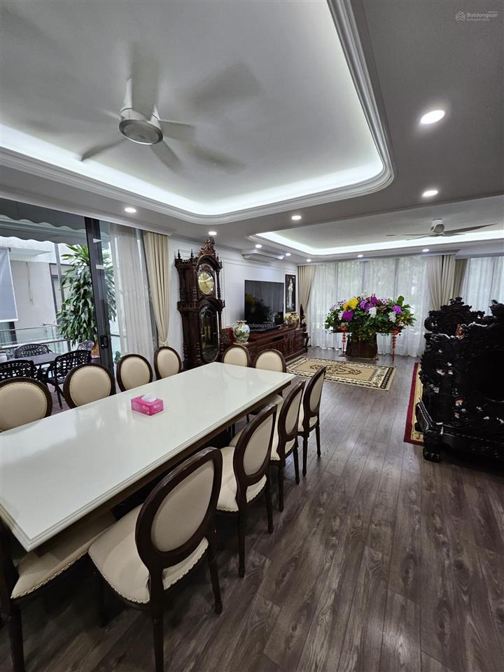 Chính chủ bán biệt thự thương mại khu marina đối diện bể bơi westbay. hải 0704 725 ***